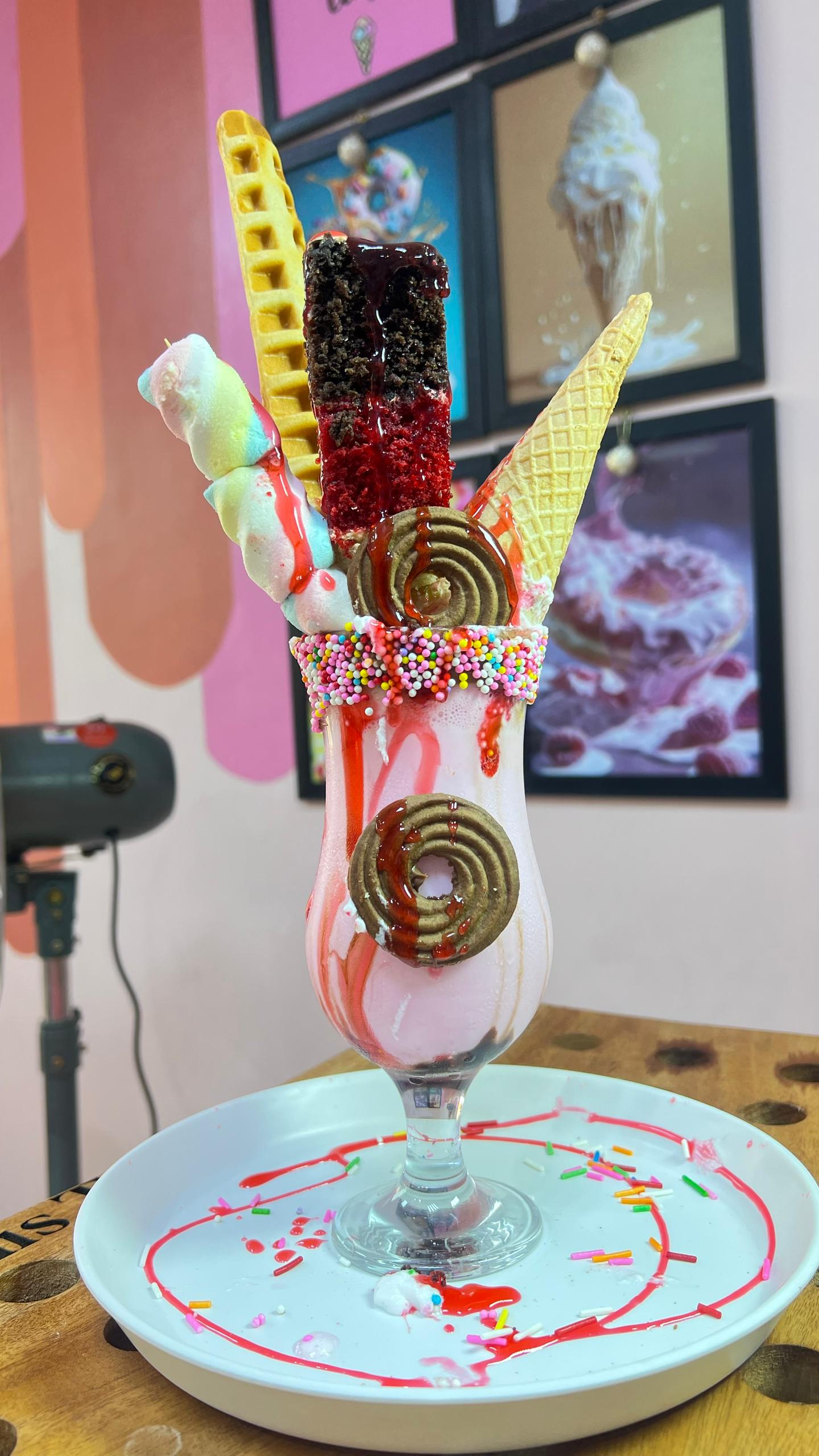 CRAZY MILKSHAKE 